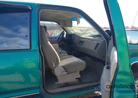 1994 Chevrolet Gmt-400 K1500 из США, поврежденный, VIN 2GCEK19K7R1222210